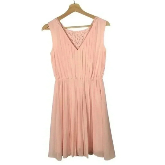 Jessica Simpson Light Pink Lace Neckline Pleated Front Fit & Flare Mini Dress 2 - Picture 2 of 3